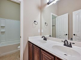 Beautiful 4 Bedroom 2 Bath Home For Rent  in Grand Prairie, TX (Photo 7 of 8)