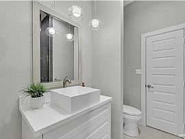 Beautiful 4 Bedroom 3 Bath Home For Rent  in Edinburg, TX (Photo 6 of 6)