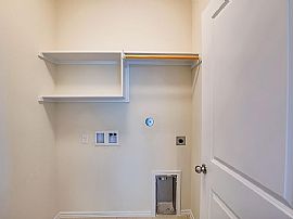 Beautiful and Spacious 3 Bedroom 2.5 Bath Home For Rent  in San Marcos, TX (Photo 8 of 9)