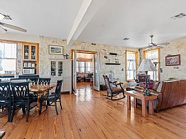 Beautiful 4 Bedroom 3.5 Bath Home For Rent  in Fredericksburg, TX (Photo 5 of 8)