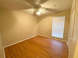 Beautiful 3 Bedroom 2 Bath Home For Rent  in Wichita Falls, TX (Photo 5 of 8)