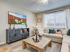 4430 Prairie Crossing Dr, Celina, Tx 75009 : Awesome Home in Celina, TX (Photo 2 of 9)