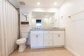 4620 N 24th Pl, Phoenix, Az 85016 in Phoenix, AZ (Photo 8 of 10)