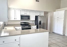 901 Shady Creek Dr, Las Vegas, Nv 89108 in Las Vegas, NV (Photo 2 of 9)