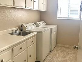 901 Shady Creek Dr, Las Vegas, Nv 89108 in Las Vegas, NV (Photo 5 of 9)