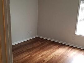 2405 Ridgemont Dr, Birmingham, Al 35244 in Birmingham, AL (Photo 8 of 12)