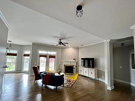 112 Vaughnwood Trce, Huntsville, Al 35806 in Huntsville, AL (Photo 3 of 12)