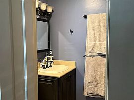 A Nice and Comfortable Place to Be in San Diego, CA (Photo 2 of 10)