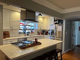 A Nice and Comfortable Place to Be in San Diego, CA (Photo 3 of 10)