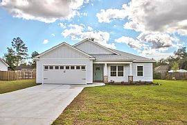 45 Ross Dr, Crawfordville, Fl 32327 in Crawfordville, FL