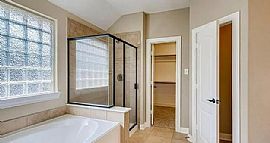 Beautiful 5 Bedroom  3 Bath Home For Rent  in Spring, TX (Photo 3 of 6)