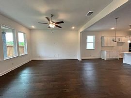 Beautiful 4 Bedroom 2 Bath Home For Rent  in Denton, TX