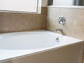 Beautiful 4 Bedroom 2.5 Bath Home For Rent  in Frisco, TX (Photo 8 of 9)