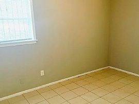 1612 Yarbrough St, Montgomery, Al 36110 in Montgomery, AL (Photo 10 of 12)