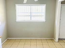 1612 Yarbrough St, Montgomery, Al 36110 in Montgomery, AL (Photo 4 of 12)