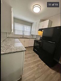 944 N Parkwood Ln, Wichita, Ks 67208 Adorable Home in Wichita, KS (Photo 7 of 12)