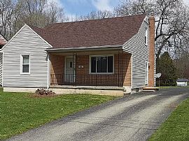 Beautiful 3bedroom at Oh 44471.(332) 252-3112 in Struthers, OH (Photo 2 of 10)