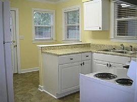 1101 Fontanna Ave, West Columbia, Sc 29169i’m  in West Columbia, SC (Photo 3 of 8)