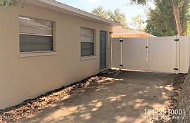 811 1/2 20th Ave N, Saint Petersburg, Fl 33704 in Saint Petersburg, FL