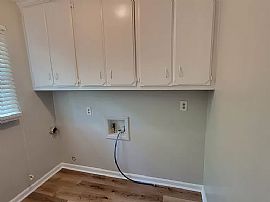 1218 Byron Ave Sw, Decatur, Al 35601 in Decatur, AL (Photo 4 of 10)