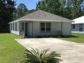 441 E 21st Ave, Gulf Shores, Al 36542 in Gulf Shores, AL (Photo 2 of 6)