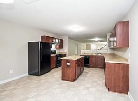 212 Dormont Dr Ne, Huntsville, Al 35810 in Huntsville, AL (Photo 4 of 7)