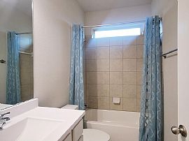 Beautiful 4 Bedroom 3 Bath Home For Rent  in Katy, TX (Photo 6 of 9)