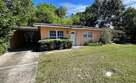 303 S Corona Ave, Clearwater, Fl 33765 in Clearwater, FL