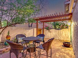 15213 N 51st Pl, Scottsdale, Az 85254 in Scottsdale, AZ (Photo 3 of 12)