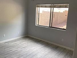 6612 W Whispering Wind Dr, Glendale, Az 85310 in Glendale, AZ (Photo 10 of 12)