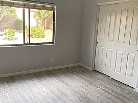 6612 W Whispering Wind Dr, Glendale, Az 85310 in Glendale, AZ (Photo 11 of 12)