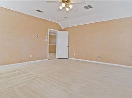 Beautiful 3 Bedroom 2.5 Bath Home For Rent  in Irving, TX (Photo 7 of 8)