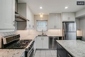 738 School St, Clawson, Mi 48017 Gorgeous Home in Clawson, MI (Photo 5 of 12)