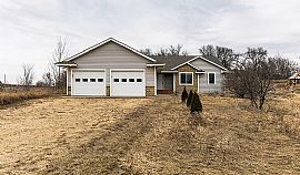 1070 Rudy Dr, Roberts, Wi 54023 in Roberts, WI