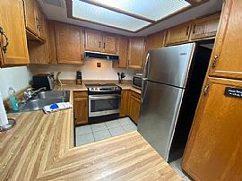 1382 N Tamarisk Dr, Chandler, Az 85224 in Chandler, AZ (Photo 4 of 12)