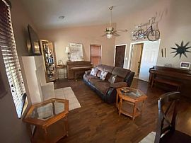 1382 N Tamarisk Dr, Chandler, Az 85224 in Chandler, AZ (Photo 6 of 12)