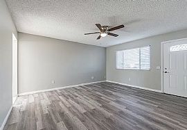 19414 N 33rd Ave, Phoenix, Az 85027 in Phoenix, AZ (Photo 5 of 11)