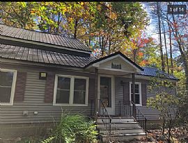 105 Harvey Lake Rd, Northwood, Nh 03261 Beautiful Home in Northwood, NH