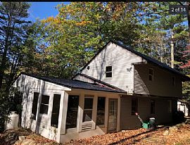 105 Harvey Lake Rd, Northwood, Nh 03261 Beautiful Home in Northwood, NH (Photo 2 of 12)
