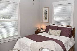 3911 N 13th St, Tacoma, Wa 98406 : Nice House For Rent  in Tacoma, WA (Photo 3 of 7)