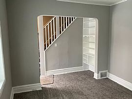 2015 Wisconsin Ave, Superior, Wi 54880c in Superior, WI (Photo 4 of 11)