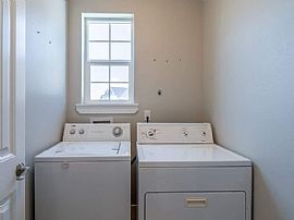 1522 W Bonneville St, Moses Lake, Wa 98837 : Awesome House in Moses Lake, WA (Photo 12 of 12)