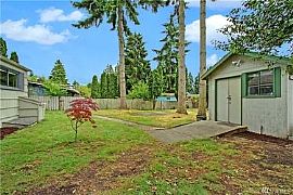 2103 N 193rd St, Shoreline, Wa 98133 : Excellent House in Shoreline, WA (Photo 2 of 12)