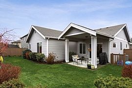 28106 224th Pl Se, Maple Valley, Wa 98038 : Comfortable House in Maple Valley, WA (Photo 2 of 8)