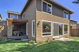 11503 Se 301st Ct, Auburn, Wa 98092 : Peaceful House  in Auburn, WA (Photo 2 of 7)