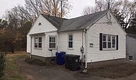 119 E Robbins Ave, Newington, Ct 06111 in Newington, CT
