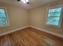 3563 Pelzer Ave, Montgomery, Al 36109 in Montgomery, AL (Photo 9 of 12)