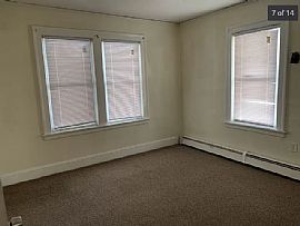 29 Foxon Pl, New Britain, Ct 06053 Beautiful Home in New Britain, CT (Photo 5 of 12)