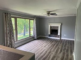 166 N Oakview Dr, Kenova, Wv 25530 : Spacious 3 Bedroom House  in Kenova, WV (Photo 3 of 12)
