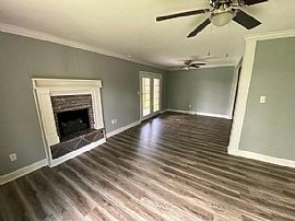 166 N Oakview Dr, Kenova, Wv 25530 : Spacious 3 Bedroom House  in Kenova, WV (Photo 4 of 12)